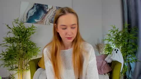 Snapshot of sweet__monica chatting on October 30, 12:56 am Monica GTM 3MoTuWeFrSa 500pm-1000pm online show from October 30, 12:56 am