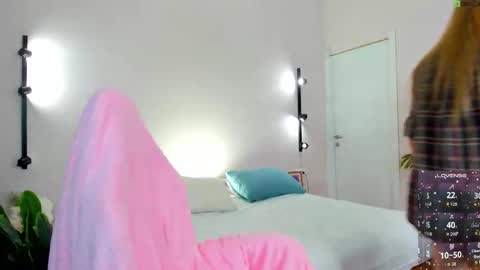 Monica  GTM 3MoTuWeFrSa 500pm-1000pm  online show from March 13, 1:01 am