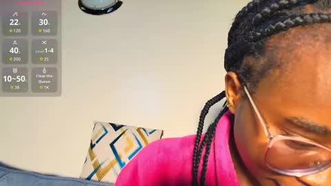 pixiee online show from January 8, 11:29 pm