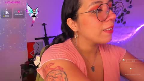 Snapshot of sweet_afrodita777 chatting on October 25, 10:26 pm Afrodita online show from October 25, 10:26 pm