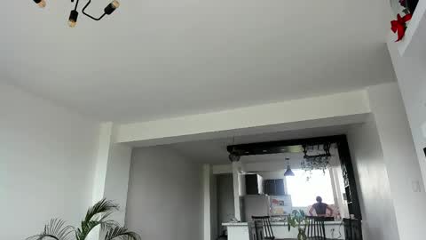 Snapshot of sweet_ailin chatting on June 6, 4:23 pm sweet_ailin online show from June 6, 4:23 pm