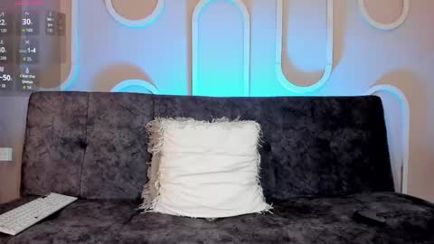 Snapshot of sweet_alessandro1 chatting on May 25, 7:42 pm alessandre online show from May 25, 7:42 pm