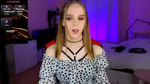 Call me Alis   online show from September 21, 5:14 pm