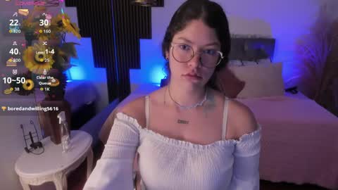 Alice online show from April 19, 11:31 am