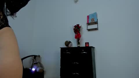 Sweet Amanda95 online show from March 9, 1:53 am