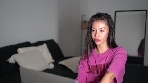 Dorothea online show from November 10, 9:25 pm