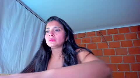 sweet and hot alaia online show from October 9, 5:49 am