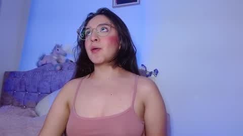 Snapshot of sweet_anllela chatting on February 12, 1:41 am Sthefany Lauren Independent Model online show from February 12, 1:41 am