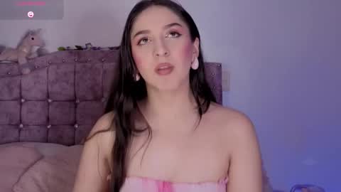 Snapshot of sweet_anllela chatting on December 2, 2:06 am Sthefany Lauren Independent Model online show from December 2, 2:06 am