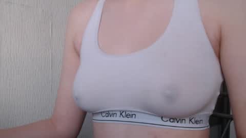 Snapshot of sweet_baby_kate chatting on December 31, 10:58 am Kate and Erica online show from December 31, 10:58 am