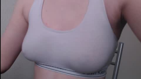 Snapshot of sweet_baby_kate chatting on February 27, 6:18 am Kate and Erica online show from February 27, 6:18 am