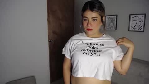 Bella Valery online show from November 29, 8:45 pm