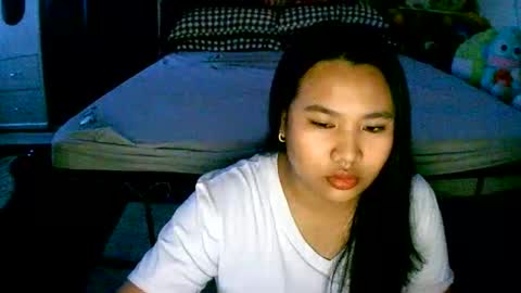 Snapshot of sweet_bitchxx chatting on June 8, 10:26 am sweet_bitchxx online show from June 8, 10:26 am
