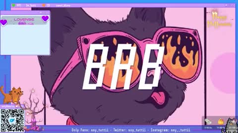 Snapshot of sweet_bluee chatting on October 13, 1:00 pm Tutti  online show from October 13, 1:00 pm