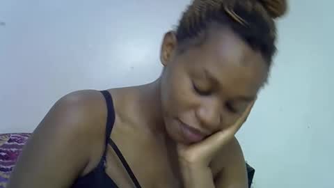 Snapshot of sweet_brown9 chatting on September 14, 8:46 am sweet_brown9 online show from September 14, 8:46 am