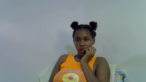 Snapshot of sweet_brown9 chatting on September 20, 5:47 pm sweet_brown9 online show from September 20, 5:47 pm