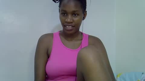 Snapshot of sweet_brown9 chatting on October 18, 10:21 pm sweet_brown9 online show from October 18, 10:21 pm