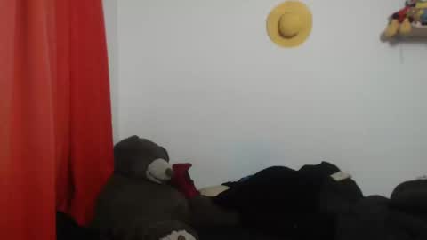 Snapshot of sweet_bubblee chatting on February 23, 11:04 pm Bubbles online show from February 23, 11:04 pm