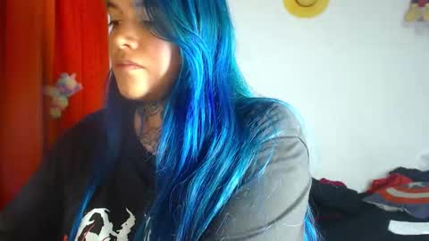 Bubbles online show from February 23, 11:13 pm