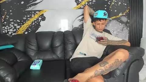 x Angelica Daniels - mod  Tio willy online show from June 13, 7:45 pm