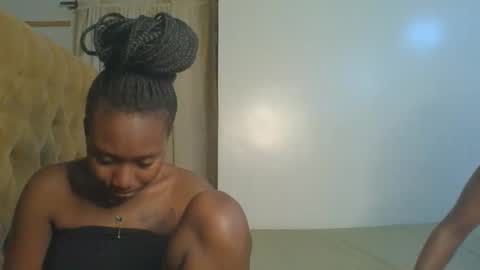 Camila online show from November 10, 6:40 pm