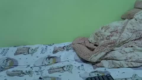 Snapshot of sweet_candie01 chatting on September 20, 3:29 am sweet_candie01 online show from September 20, 3:29 am