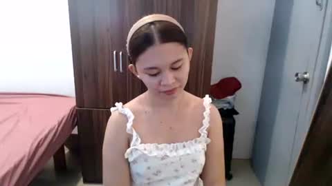 sweet_cassyxx online show from March 11, 6:19 am