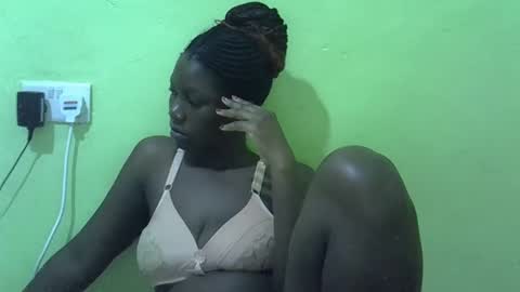 sweet_cherie1 online show from April 21, 5:28 pm