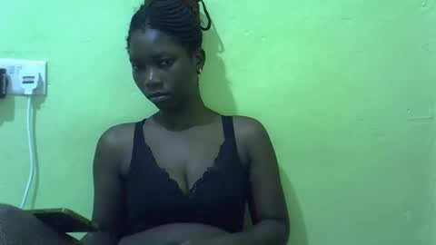 Snapshot of sweet_cherie1 chatting on April 23, 8:13 am sweet_cherie1 online show from April 23, 8:13 am