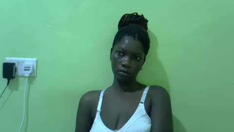 Snapshot of sweet_cherie1 chatting on April 26, 5:38 am sweet_cherie1 online show from April 26, 5:38 am
