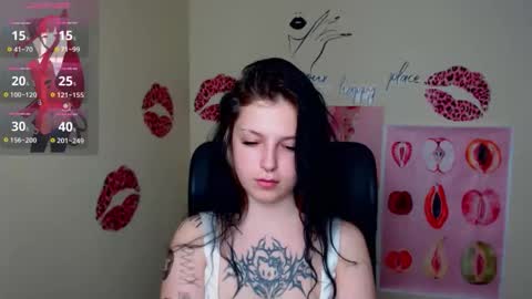 Ivy online show from April 10, 7:18 pm