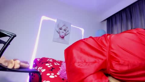 Canela online show from April 18, 7:07 pm