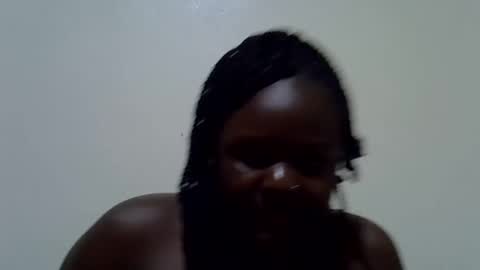 Snapshot of sweet_cindy8 chatting on September 28, 6:13 pm Queen cindy online show from September 28, 6:13 pm