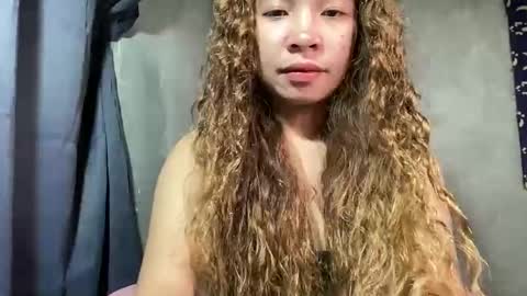 Daisy online show from March 8, 5:39 pm