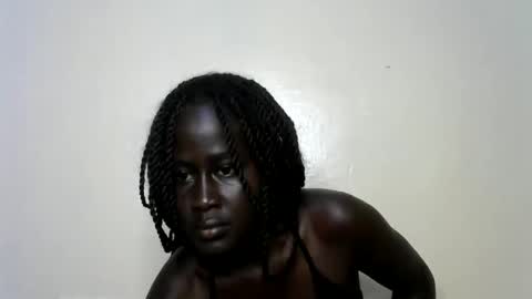 Snapshot of sweet_diva19 chatting on February 25, 12:24 pm sweet_diva19 online show from February 25, 12:24 pm