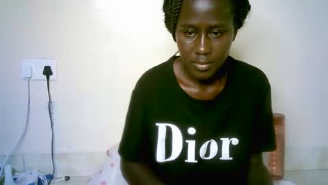 Snapshot of sweet_diva19 chatting on March 11, 6:43 am sweet_diva19 online show from March 11, 6:43 am