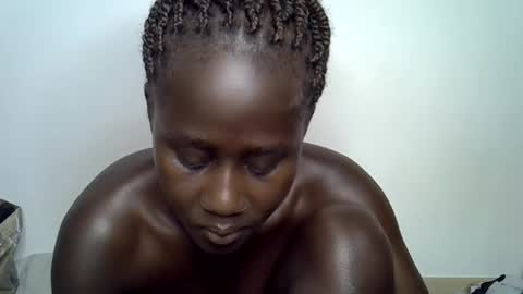 sweet_diva19 online show from March 19, 9:08 pm