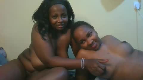 Snapshot of sweet_dollo chatting on October 1, 8:26 pm sweet_dollo online show from October 1, 8:26 pm