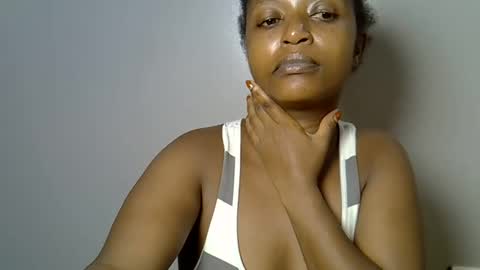 sweet_ebony001 online show from March 26, 12:17 am