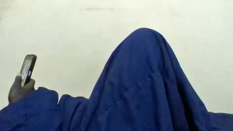 Snapshot of sweet_elena24 chatting on April 26, 6:16 pm shillah online show from April 26, 6:16 pm