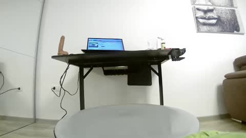           online show from February 28, 10:20 am