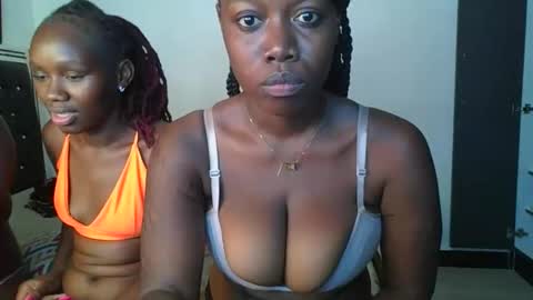 sweet_ella6 online show from April 2, 1:47 am