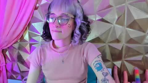  emmili  online show from February 16, 3:27 pm