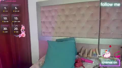  emmili  online show from April 16, 12:28 pm