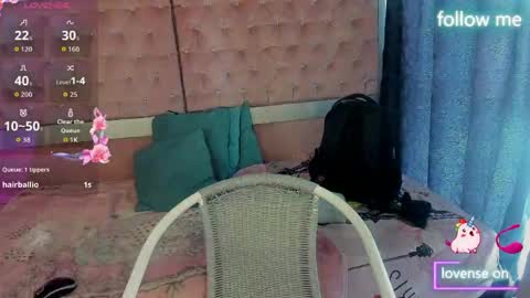 Snapshot of sweet_emmili chatting on May 5, 12:35 pm emmili online show from May 5, 12:35 pm