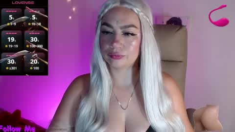 carolina online show from April 22, 10:44 pm