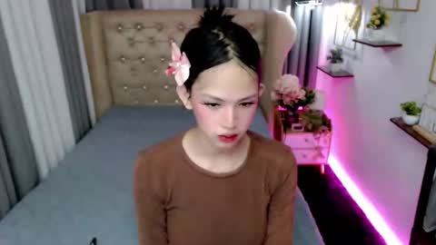 Yumi online show from April 29, 11:22 pm