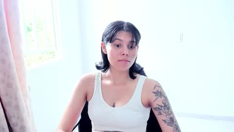 Hanna online show from November 24, 3:56 pm