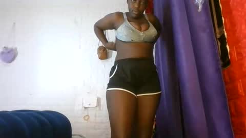 sweet_hennessey online show from May 23, 9:08 pm