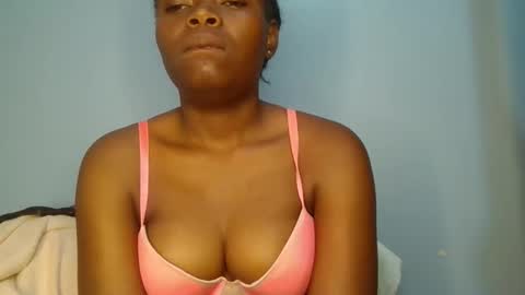 Snapshot of sweet_jamiie chatting on September 25, 2:37 am jay online show from September 25, 2:37 am